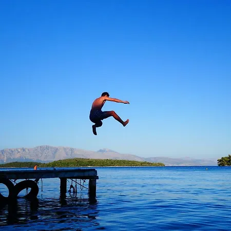 Apartament The House *