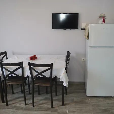 The House Apartment Nydri (Lefkada)